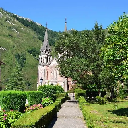 Apartamento Rincón Con Piscina En Picos De Europa